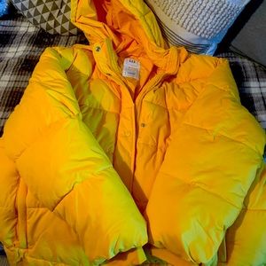 New gap coat extra large tall excellent condition